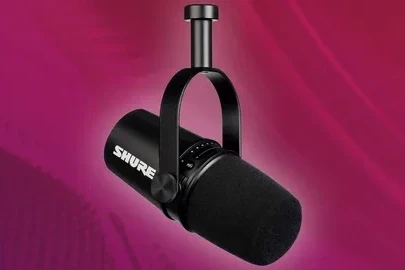 Скажите «прощай» шумам: Shure MV7+ для стримов и подкастов